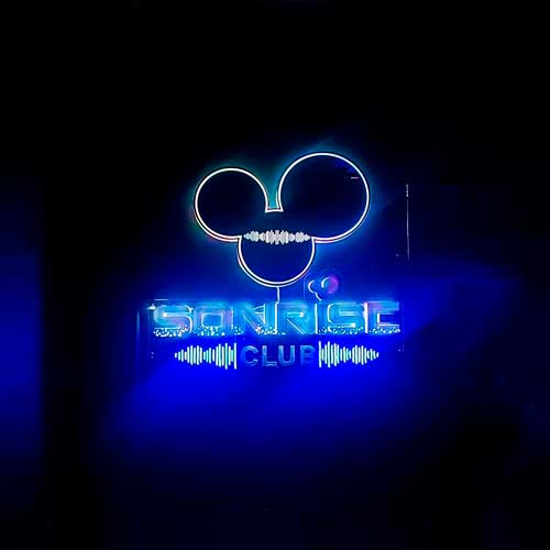 avisos acrilicos, avisos acrilicos luminosos, letreros en acrilico, avisos en acrilico bogota, letros acrilicos para oficina