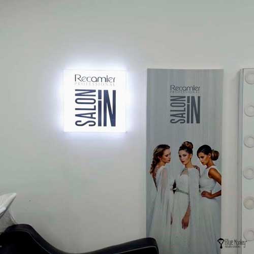 Caja de luz, aviso caja de luz, Caja de luz cuadrada, Letrero caja de luz publicidad, Caja de luz aluminio, Caja de luz backlight, Avisos luminosos, Avisos publicitarios